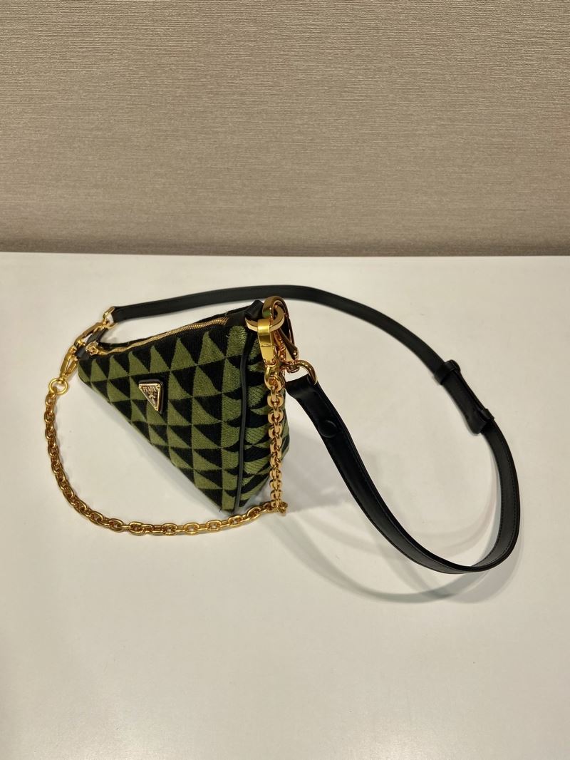 Pra*a triangle pouch